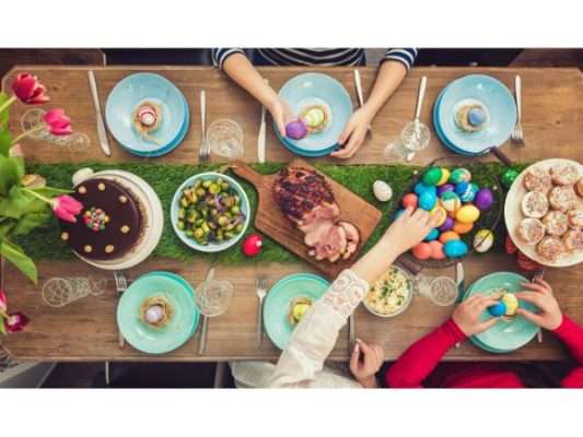springtime table image